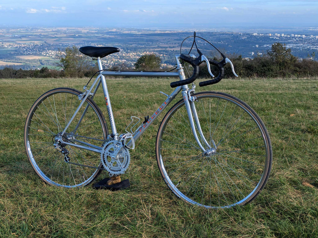 Restauration complète d'un vélo de route PEUGEOT PH10 Course de 1981, le carnet de bord en images