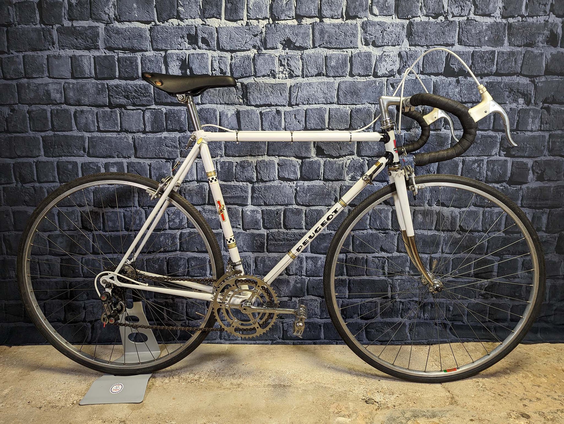 Vélo de route Peugeot PN10 1973 – Le Cycle Fringant